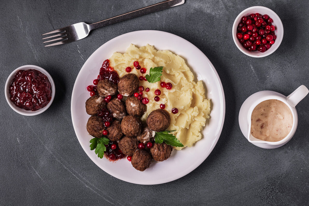 Herkkulihapullat perunamuusilla